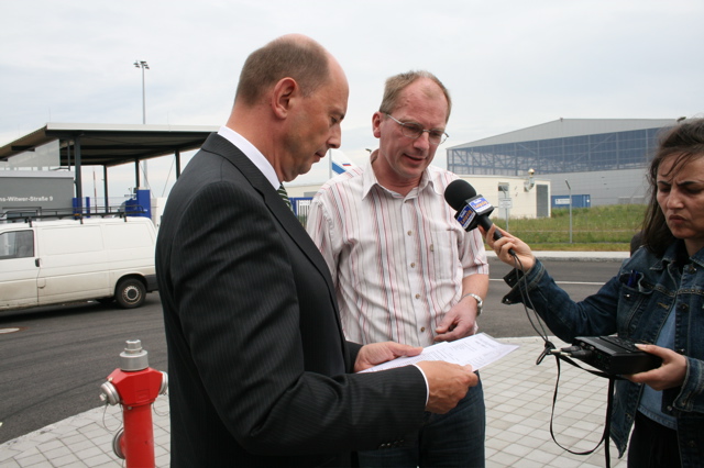 dhl_eroeffnung26_05_2008_13_33_45_8528