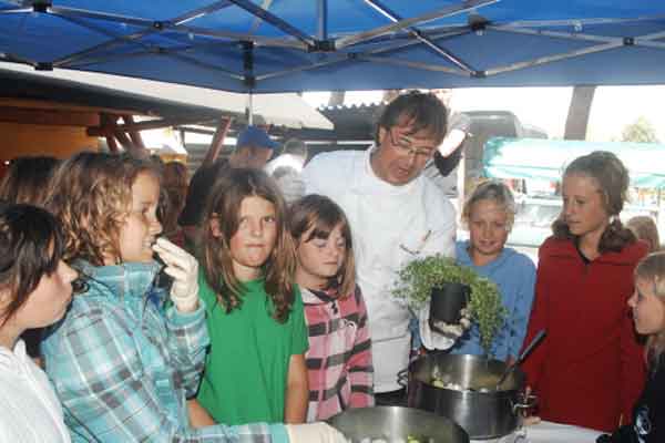 Rescue Kochschule im Schwimmlager auf Rügen 