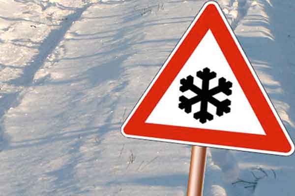 Wetterdienste warnen vor Glätte durch Schnee oder durch Glatteisbildung in Sachsen
