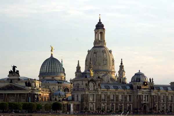 Infineon baut Kapazitäten in Dresden aus