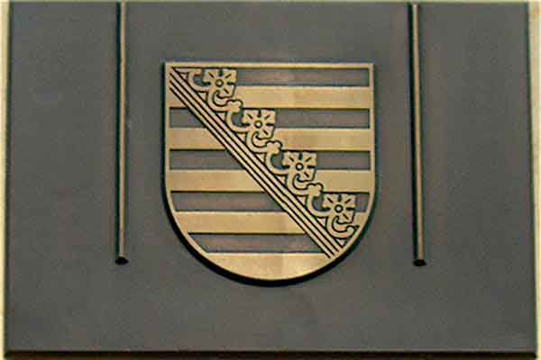 Sächsisches Verfassungsgericht kippt schwarz-gelbes Versammlungsgesetz