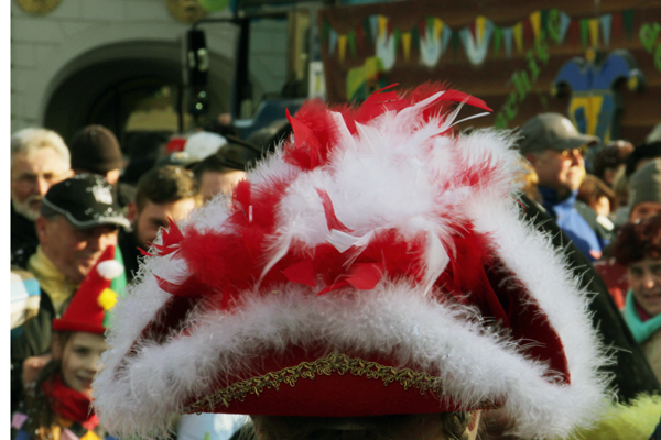 China sichert Karneval in Deutschland