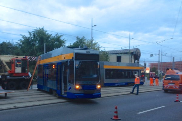 Straßenbahn in Leipzig entgleist