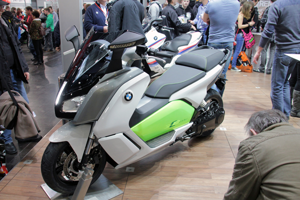 BMW Motorrad weiter auf Erfolgskurs