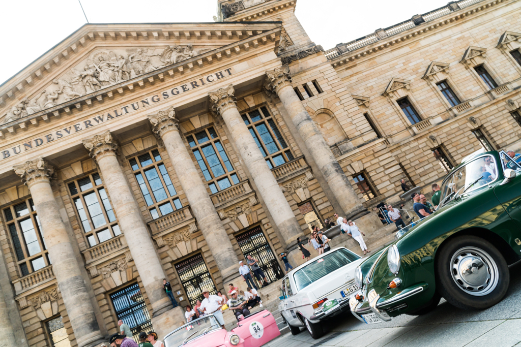17. Sachsen Classic - von Dresden nach Leipzig mit historischen Autos