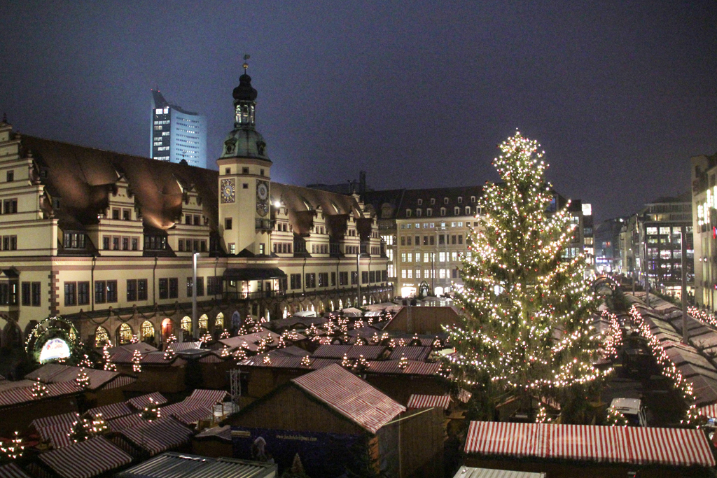 Ab dem 28.November soll der Weihnachtsbaum am Markt erstrahlen