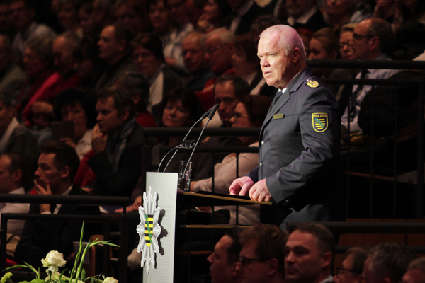 Landespolizeipräsident Kretzschmar: Ich darf Sie recht herzlich in der Familie der sächsischen Polizei begrüßen
