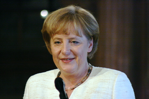 Merkel: Von der Leyen neue Arbeitsministerin - Kristina Köhler übernimmt Familienministerium